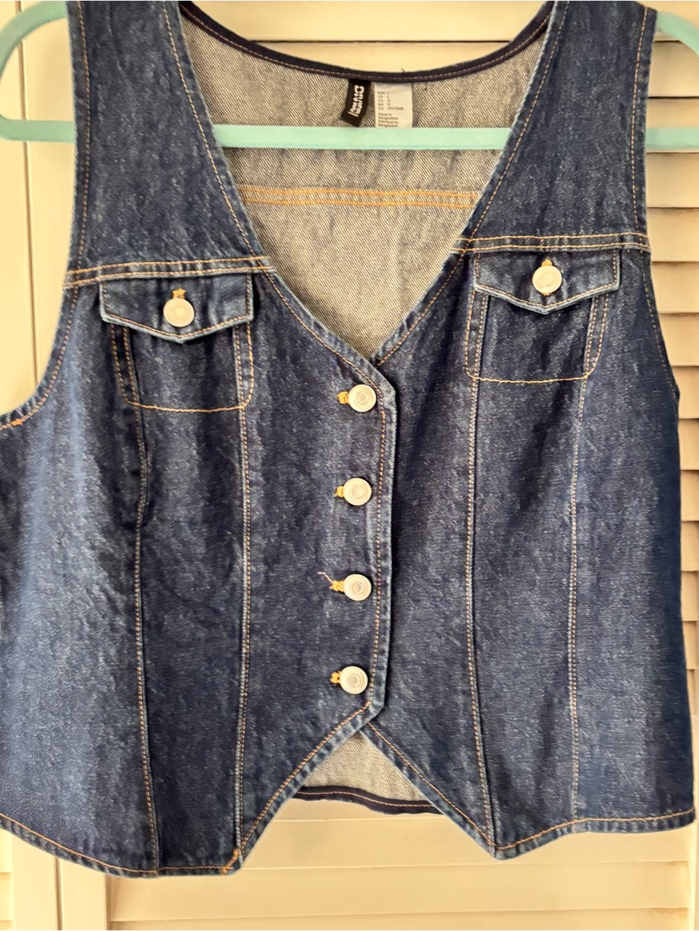 Chic Denim Button-Front Vest - Blue Women